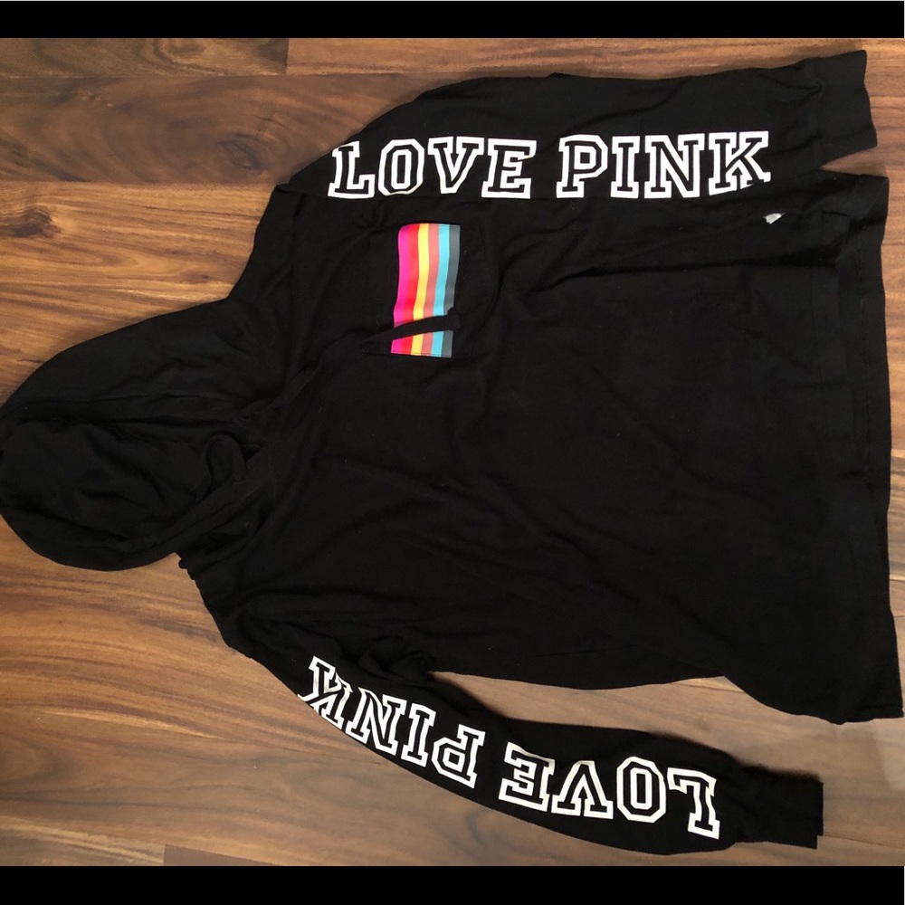 💋SOLD💋Victoria’s Secret Pink long sleeve shirt.